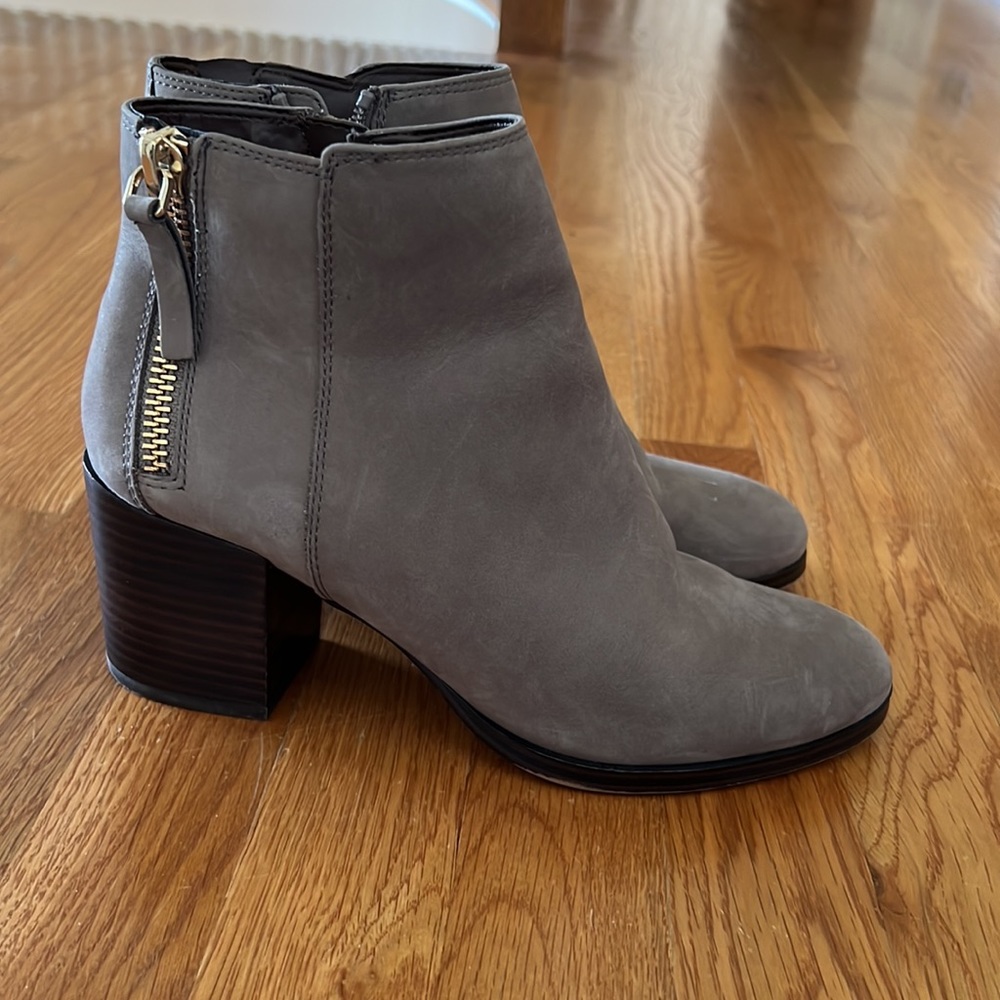 Aldo, 8.5, suede, tan, comfortable ankle bootie!